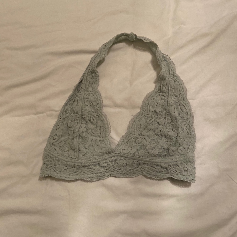 Lace halter bra bundle